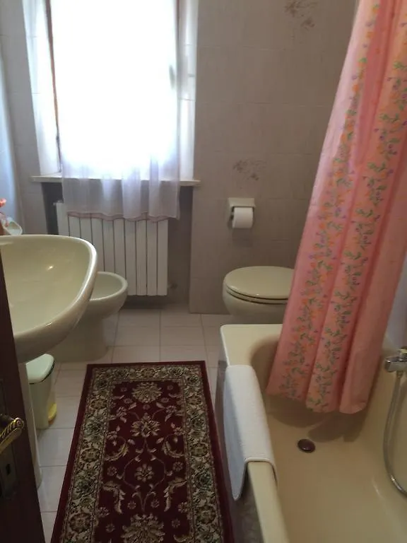 Nicoletta Spirito del Tibet Bed and Breakfast San Leo 0*,